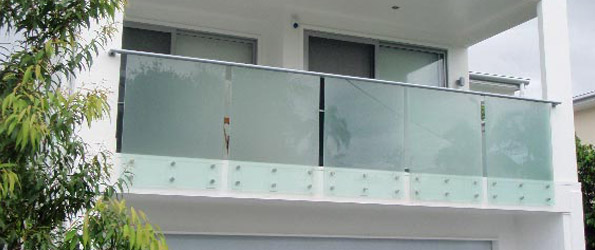 Fascia Pinned Opaque Frameless Glass w/ Oval Hand Rail