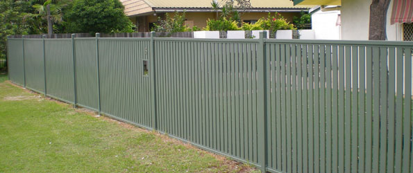 Aesthetic and resistant aluminium fence slat - Silvadec