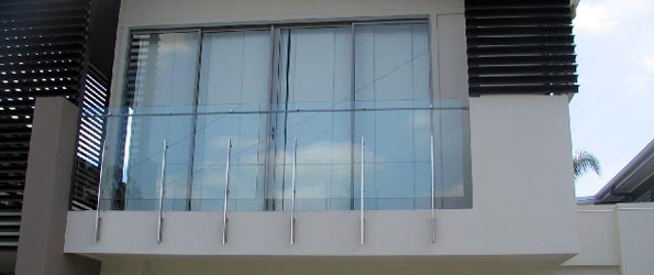 Stainless Steel Fascia Spigot Frameless Glass w/ Pinned Hand Rail